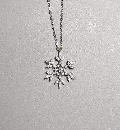 SILVER SNOWFLAKE NECKLACE WITH STONES
