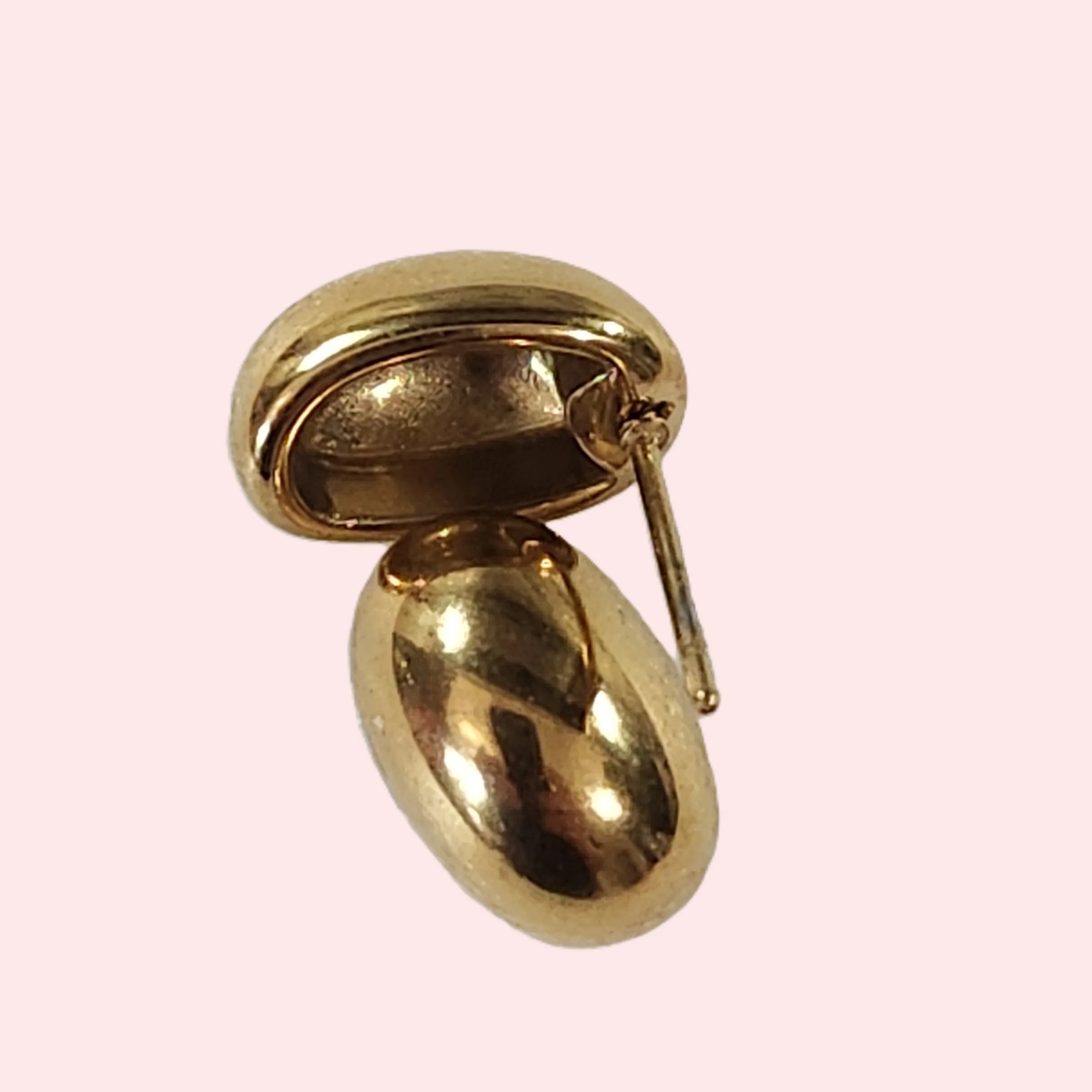 Z7082 - HYPOALLERGENIC STAINLESS STEEL STUD EARRINGS.png.jpg