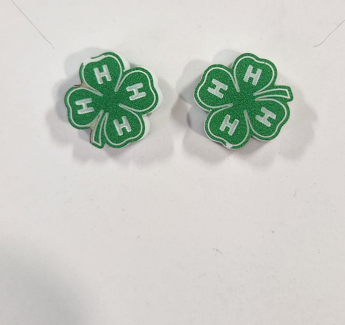 M6400 4-H CLOVER STUD EARRINGS.png