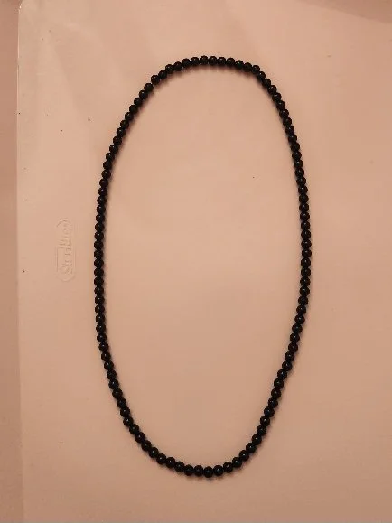 Z6816 - BLACK BEADED NECKLACE.jpg
