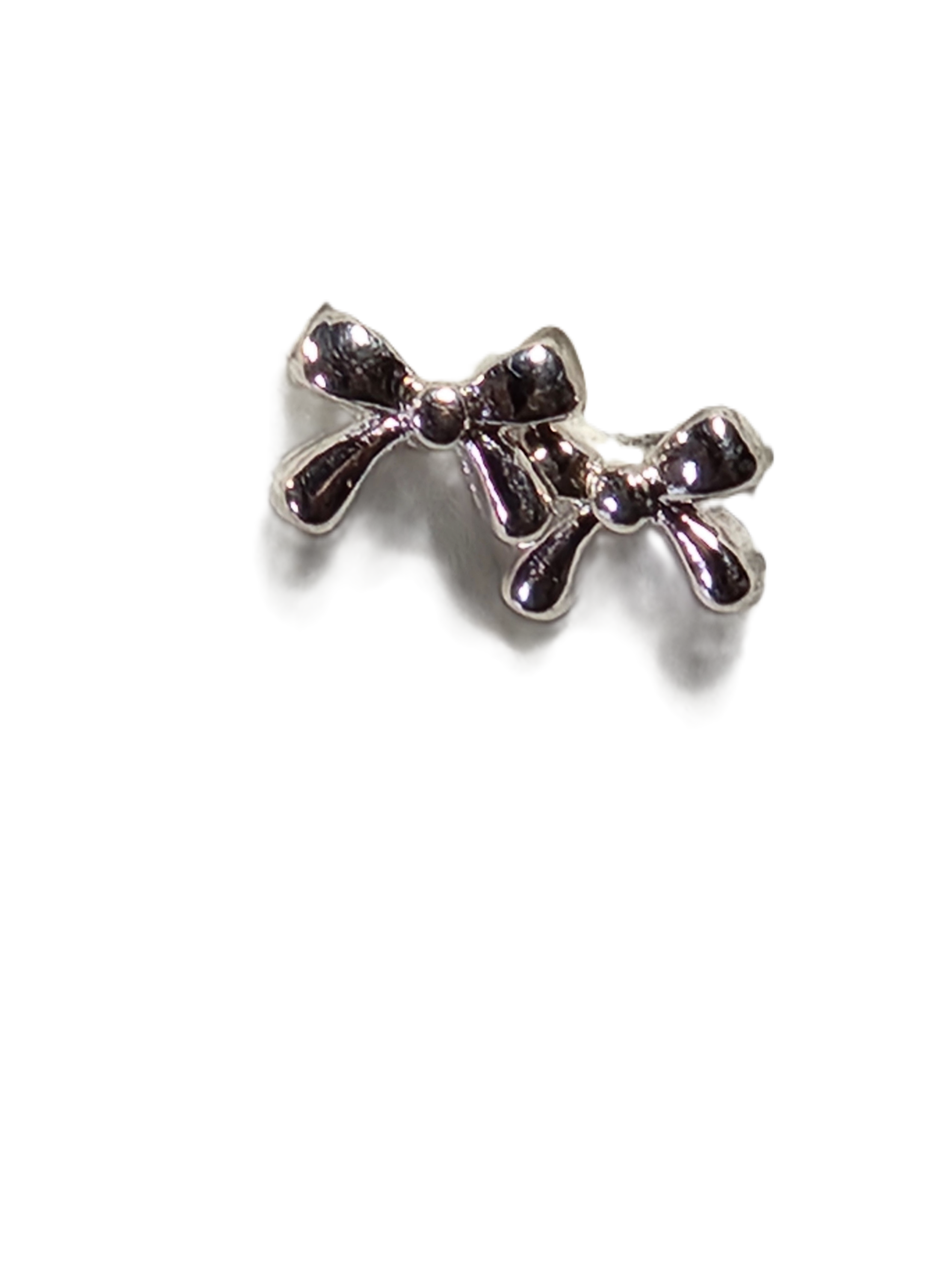 Z7614 - SMALL SILVER TONE BOW TIE EARRINGS.png