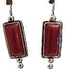Z5087 - SILVER TONE EARRINGS WITH RED STONES.png