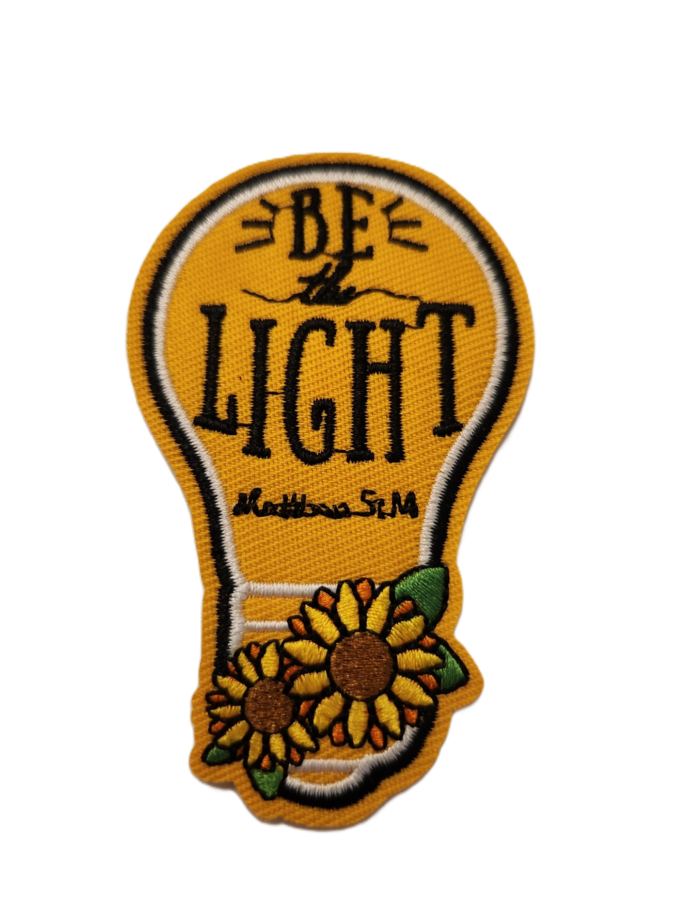 Z1636 - BE LIGHT.png