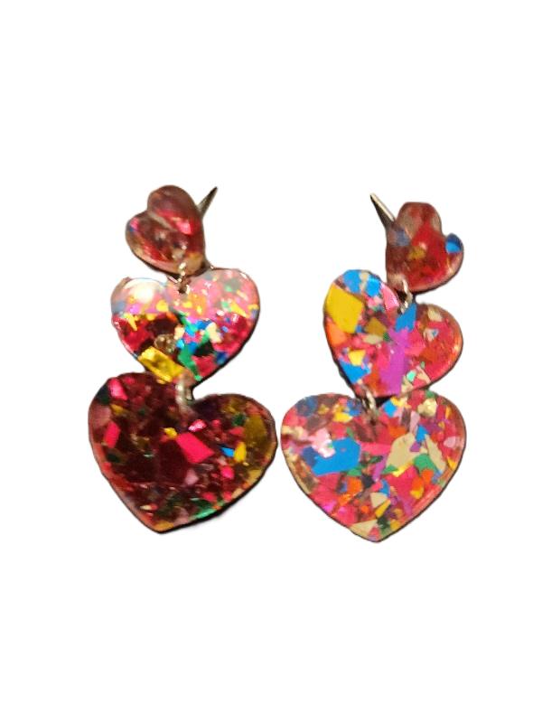 Z7109 - MULTICOLOR DANGLE HEART EARRINGS.png