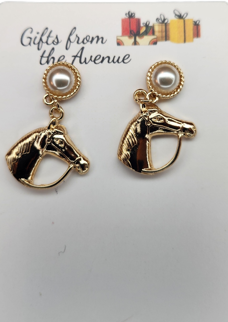 GOLD HORSE EARRINGS WITH PEARL