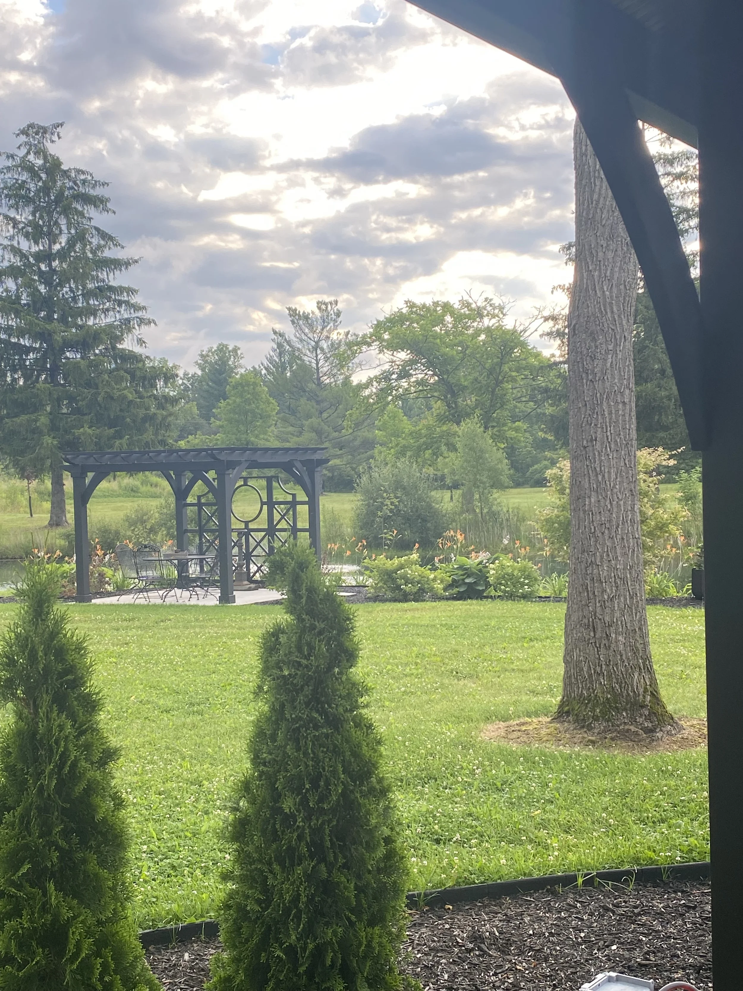 Niagara's Rowanwood Farm pond and wedding ceremony space.
