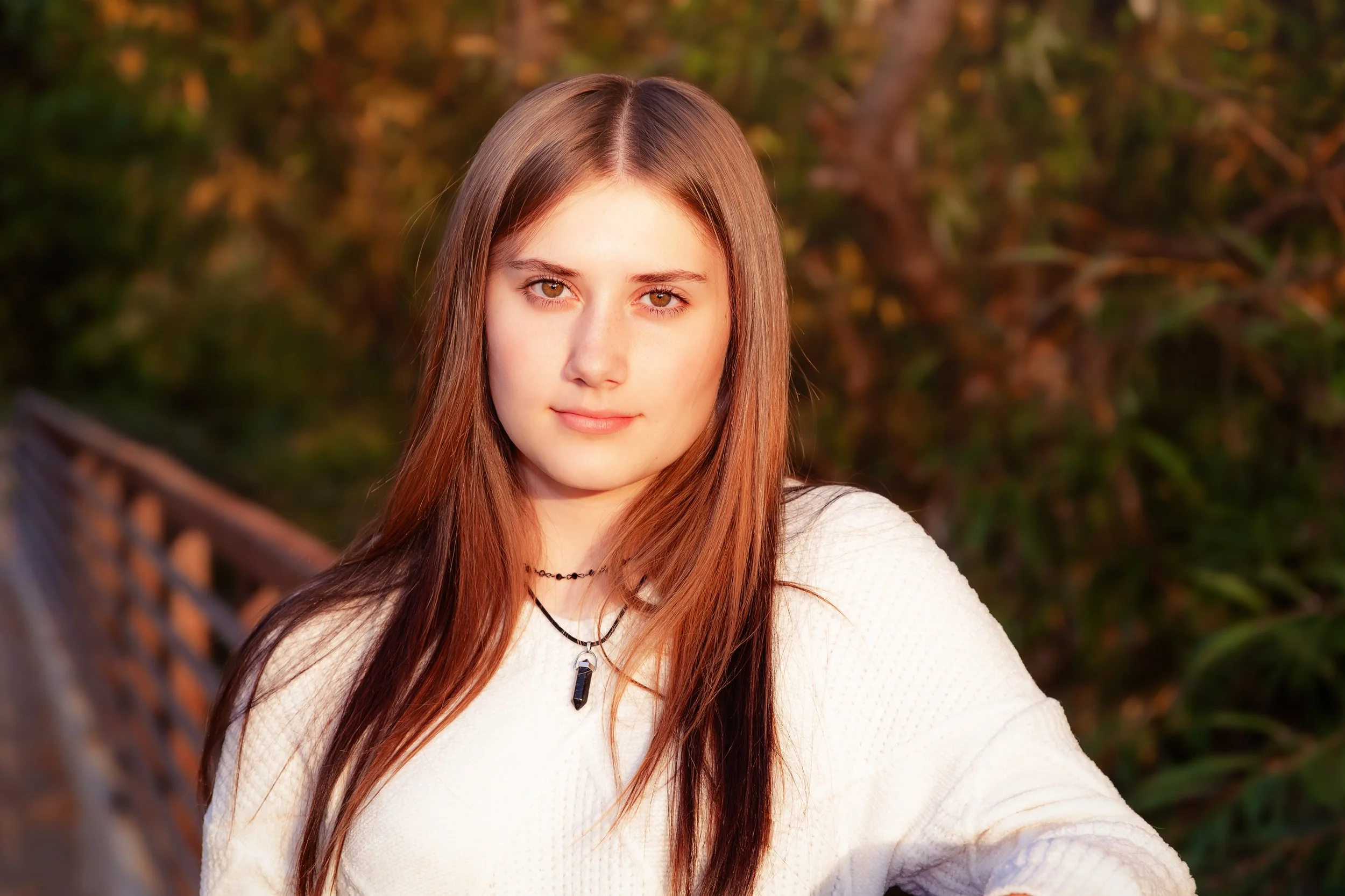 Senior Portrait Style Guide: Outfits, Accessories, and Props