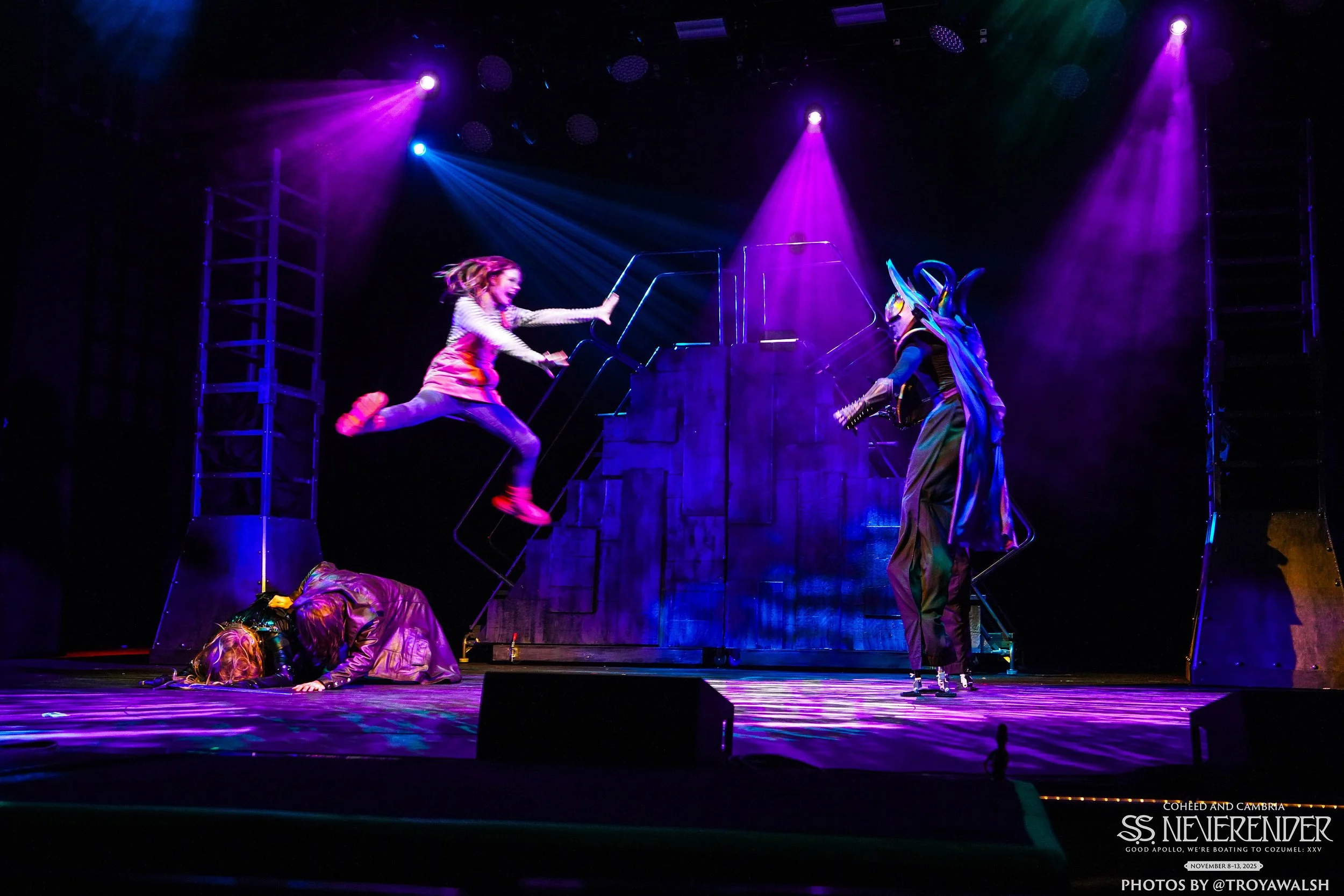 Amory Wars - Jump!.JPG