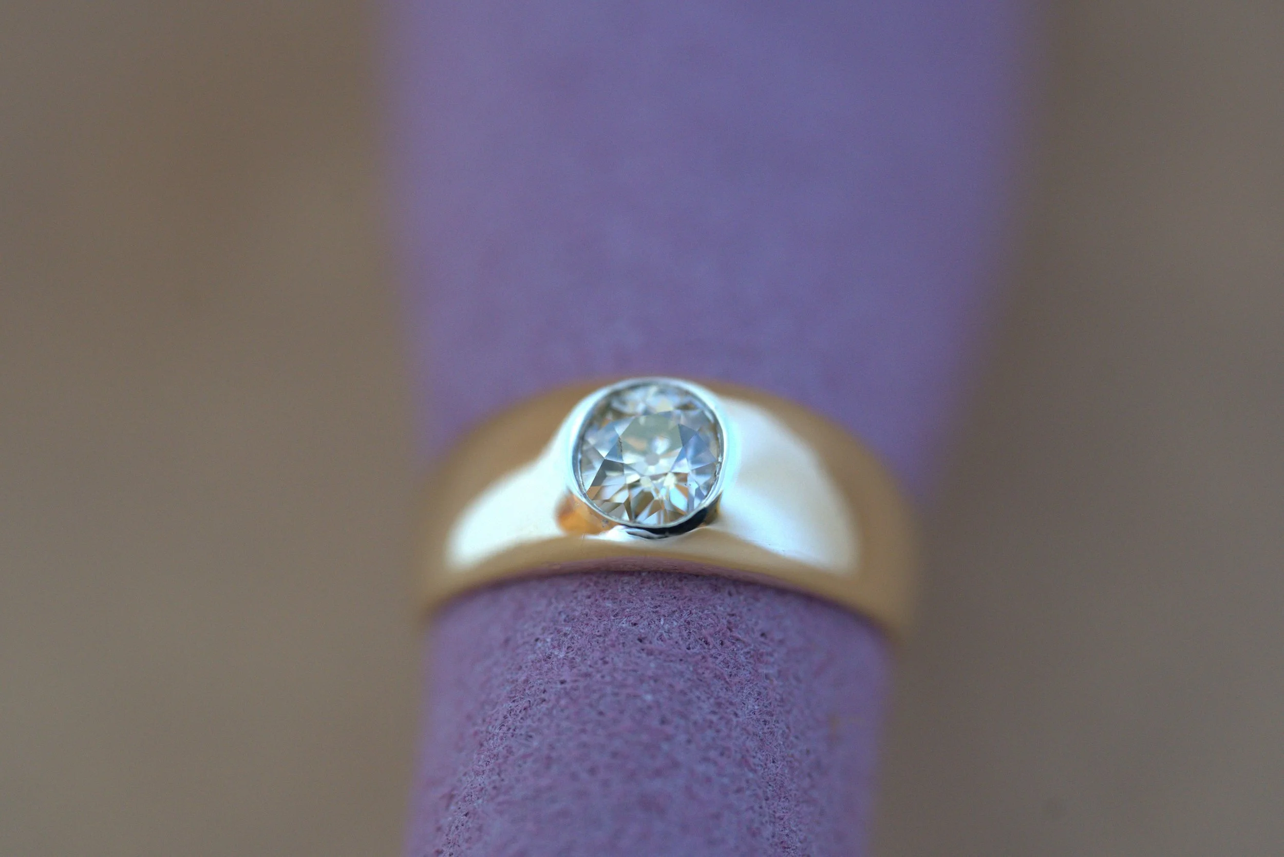 Antique 18k Old mine diamond band