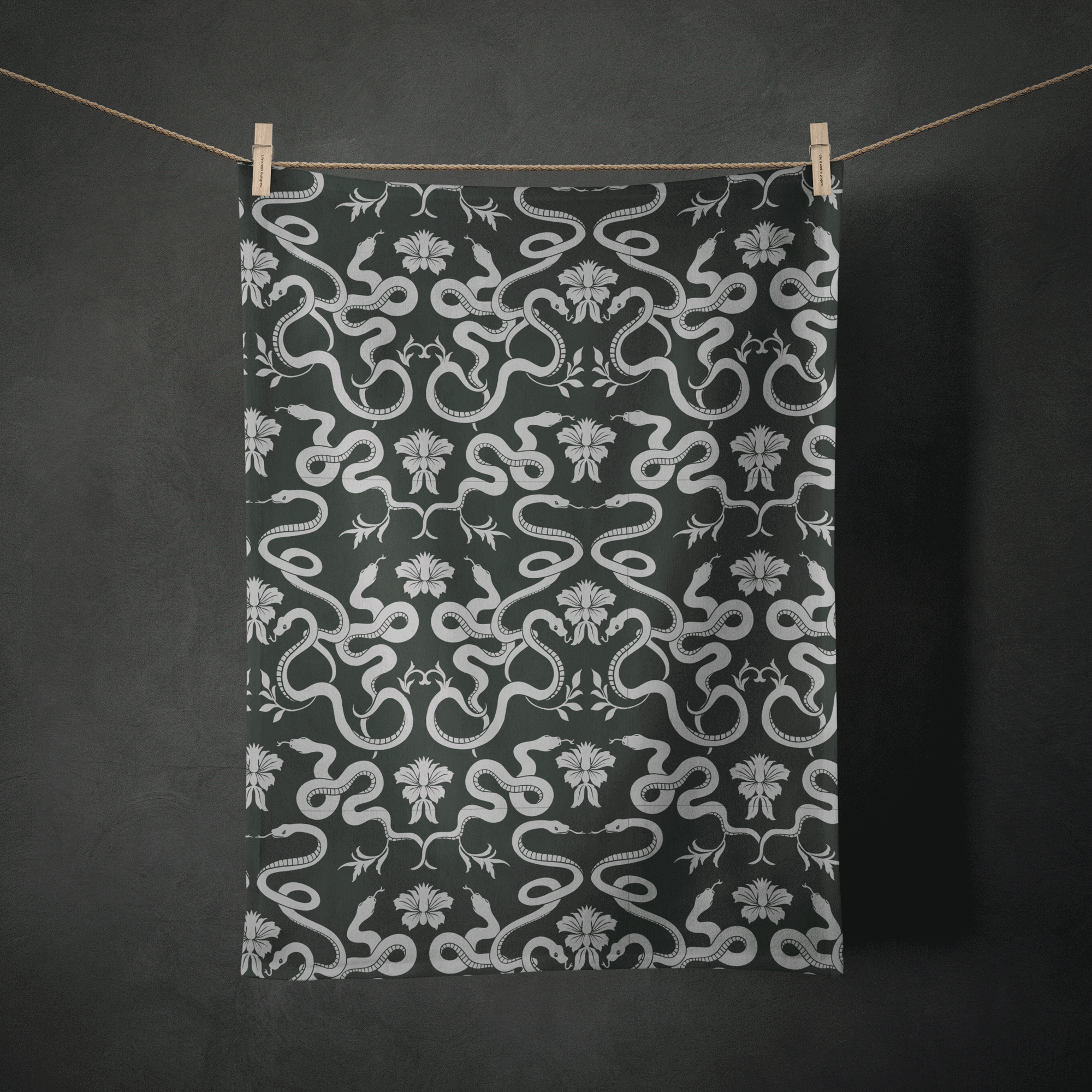 30 halloween-towel3.png