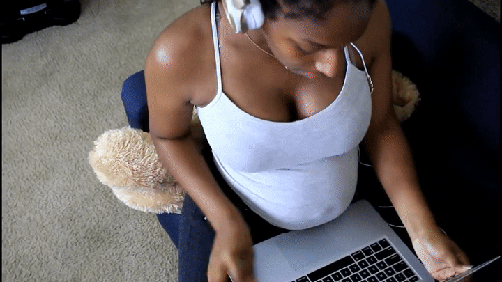 youtube-video-gif (1).gif