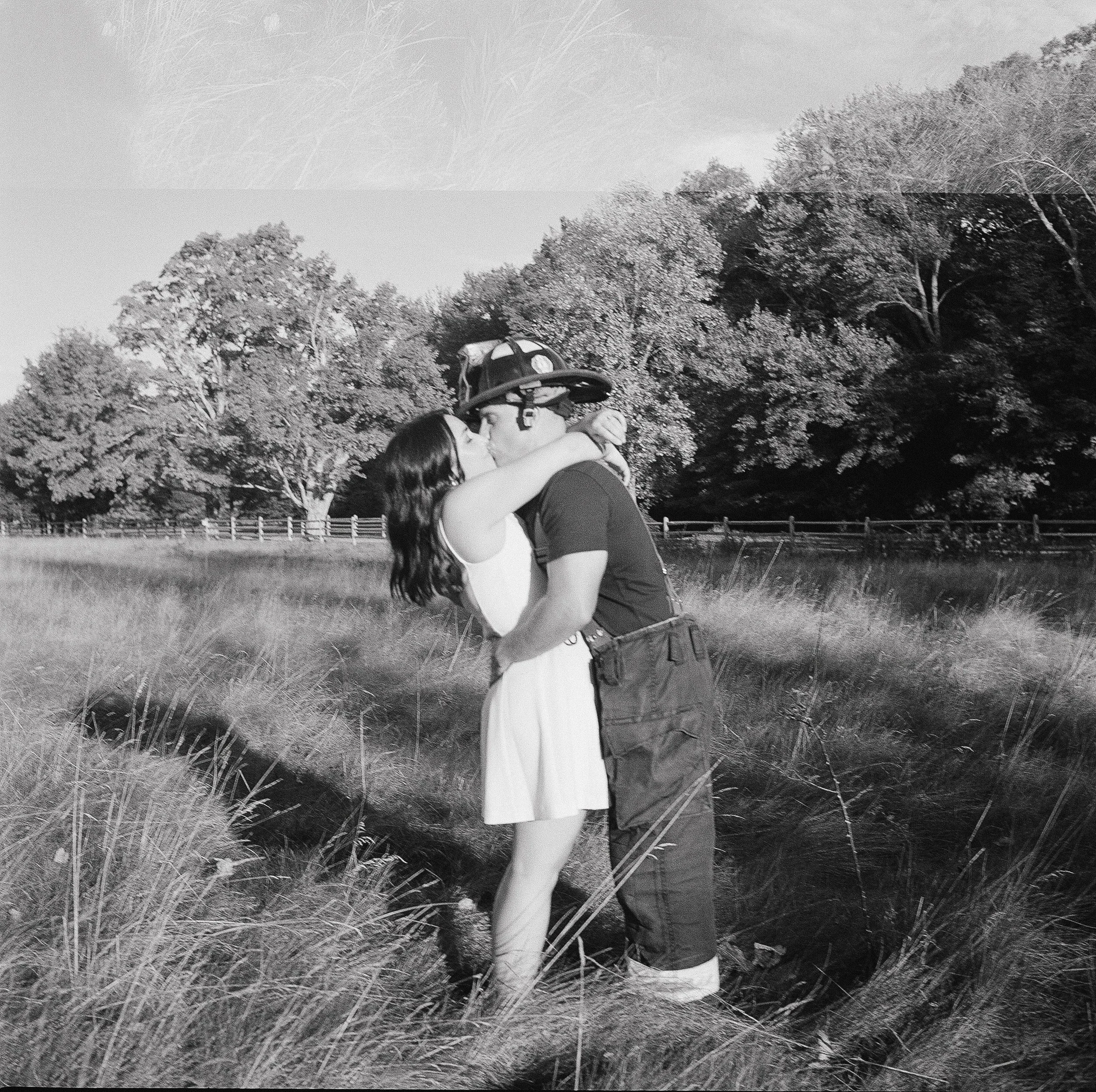 an enchanted woodland engagement at borderland state park