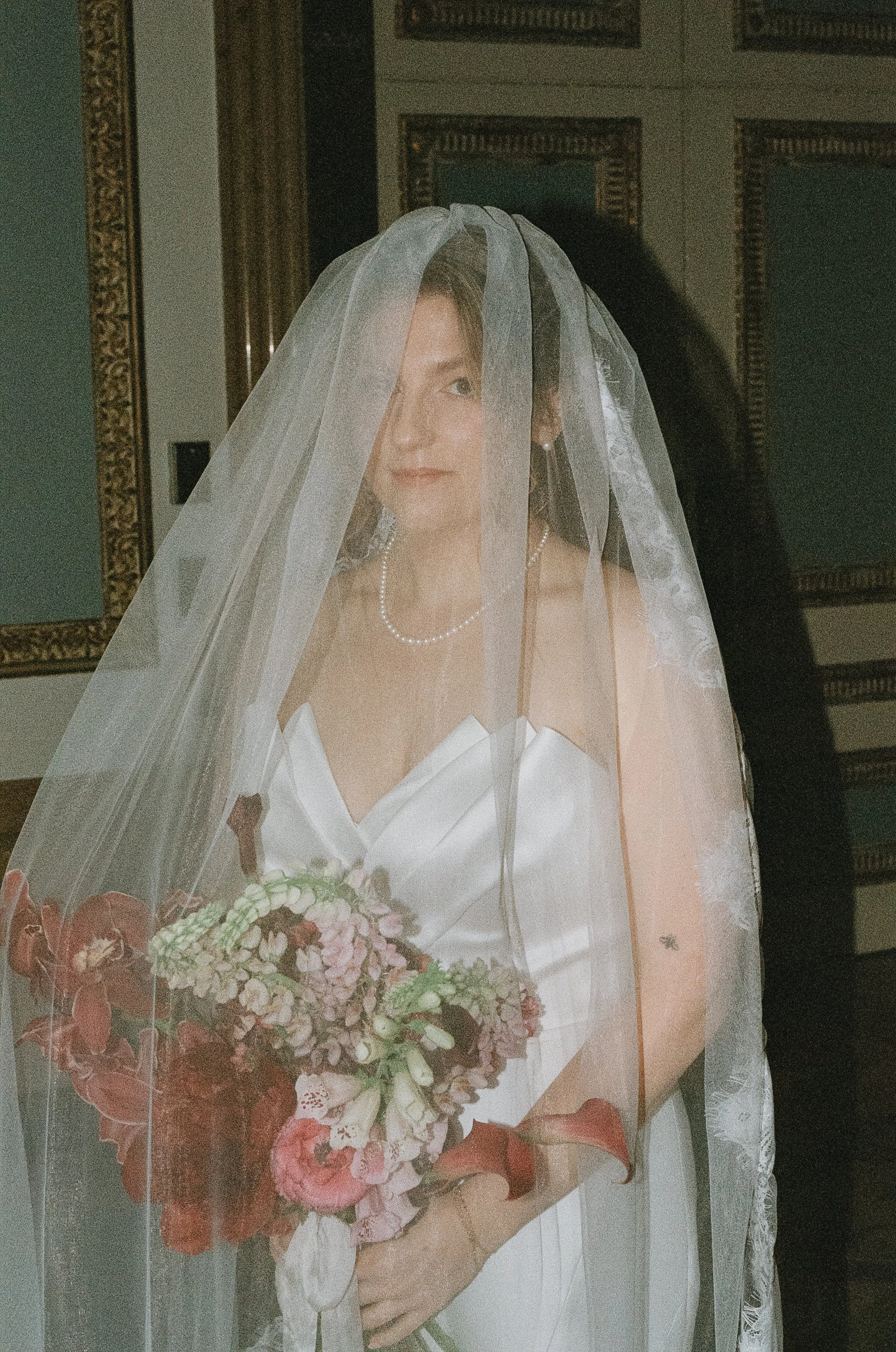 romantic-bridal-portraits-on-film-langham-boston.jpg