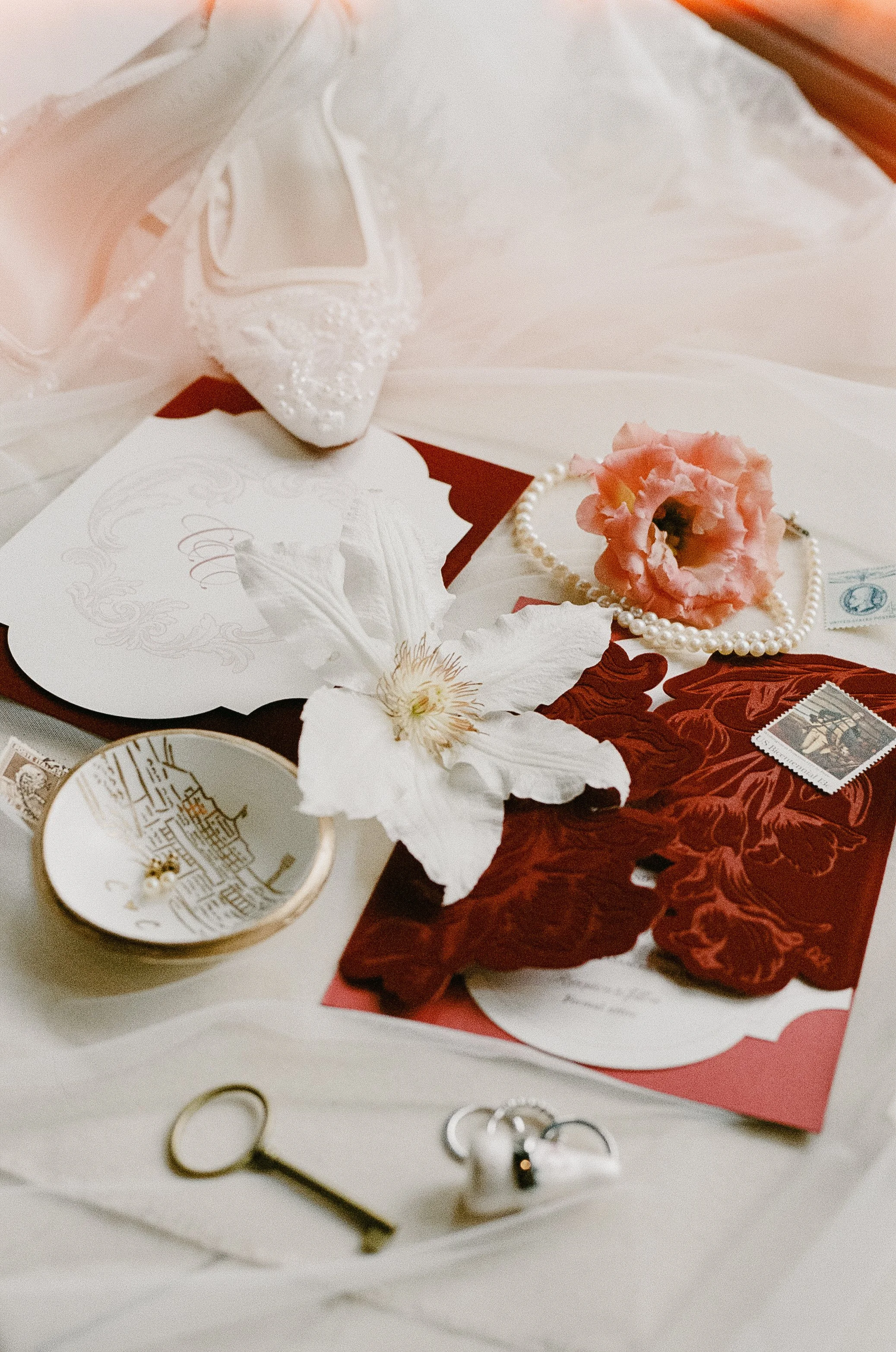 vintage-romantic-wedding-details.jpeg