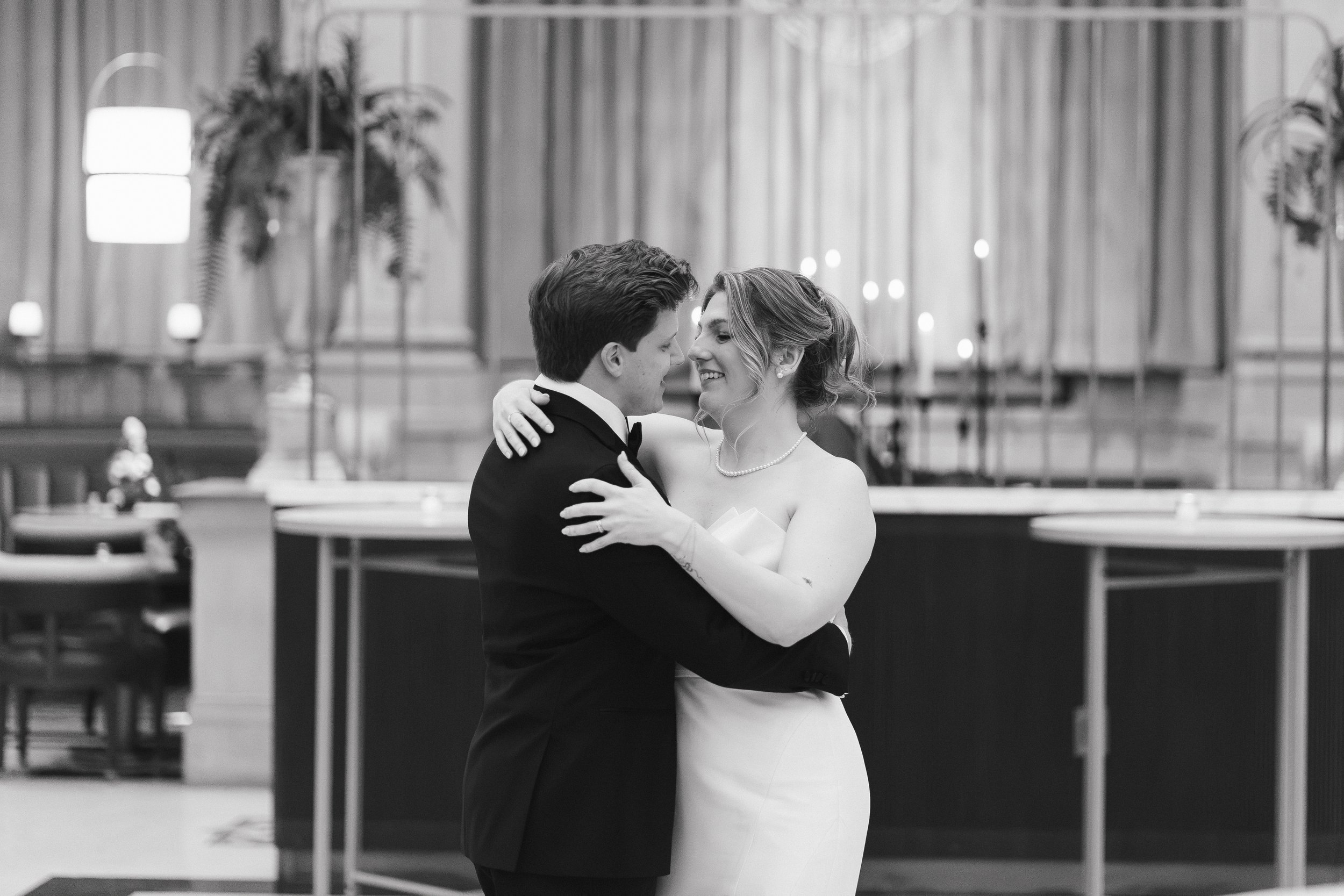 firstdancebw-6.jpeg