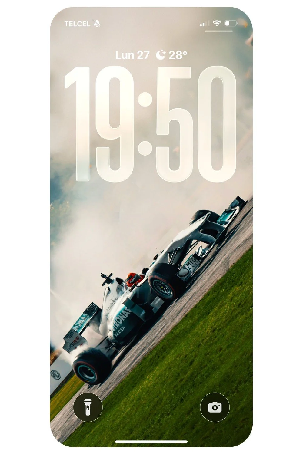 Mercedes MGP W02 · Schumacher