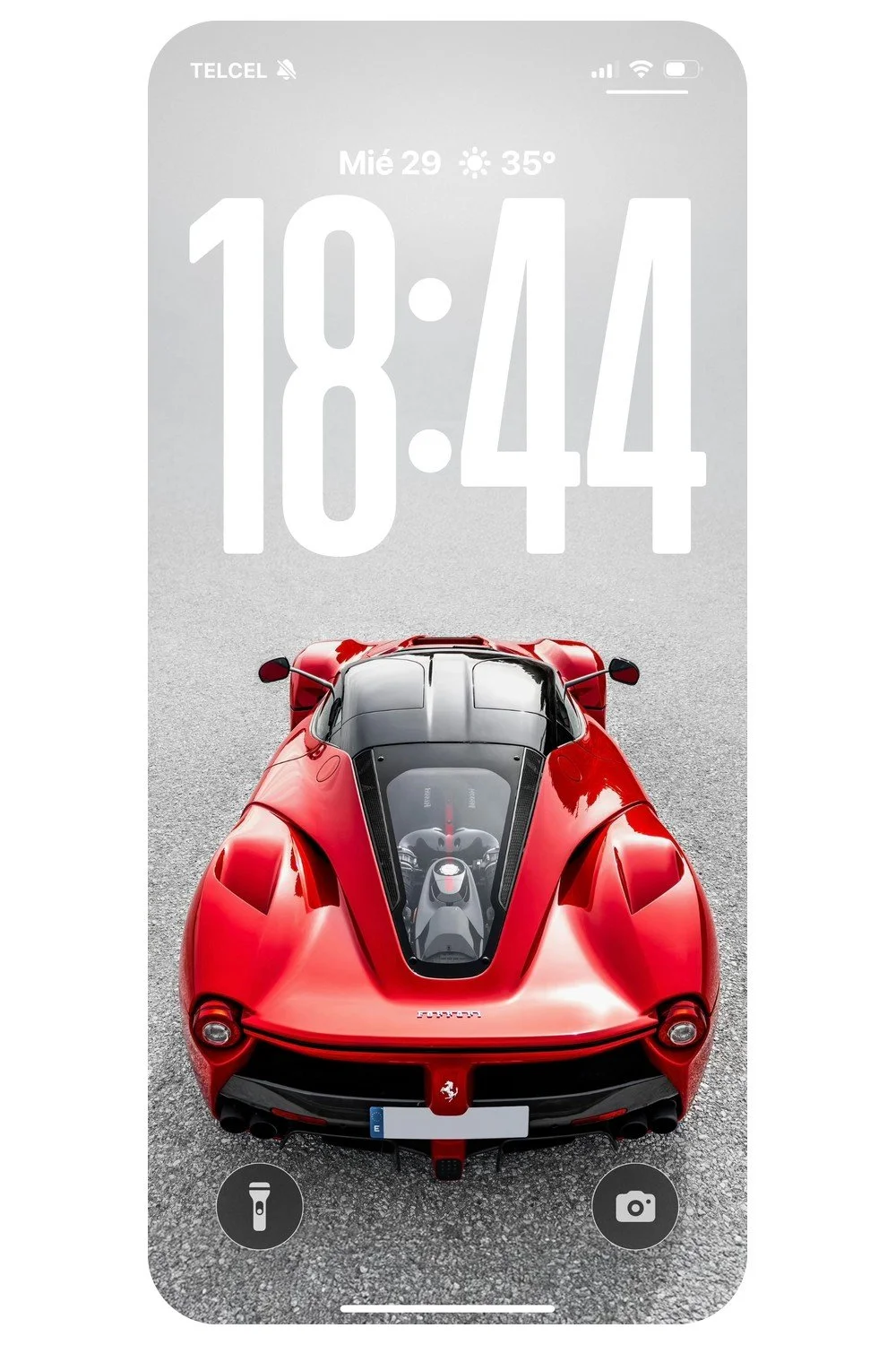Ferrari LaFerrari rojo visto desde arriba sobre asfalto gris, wallpaper para celular