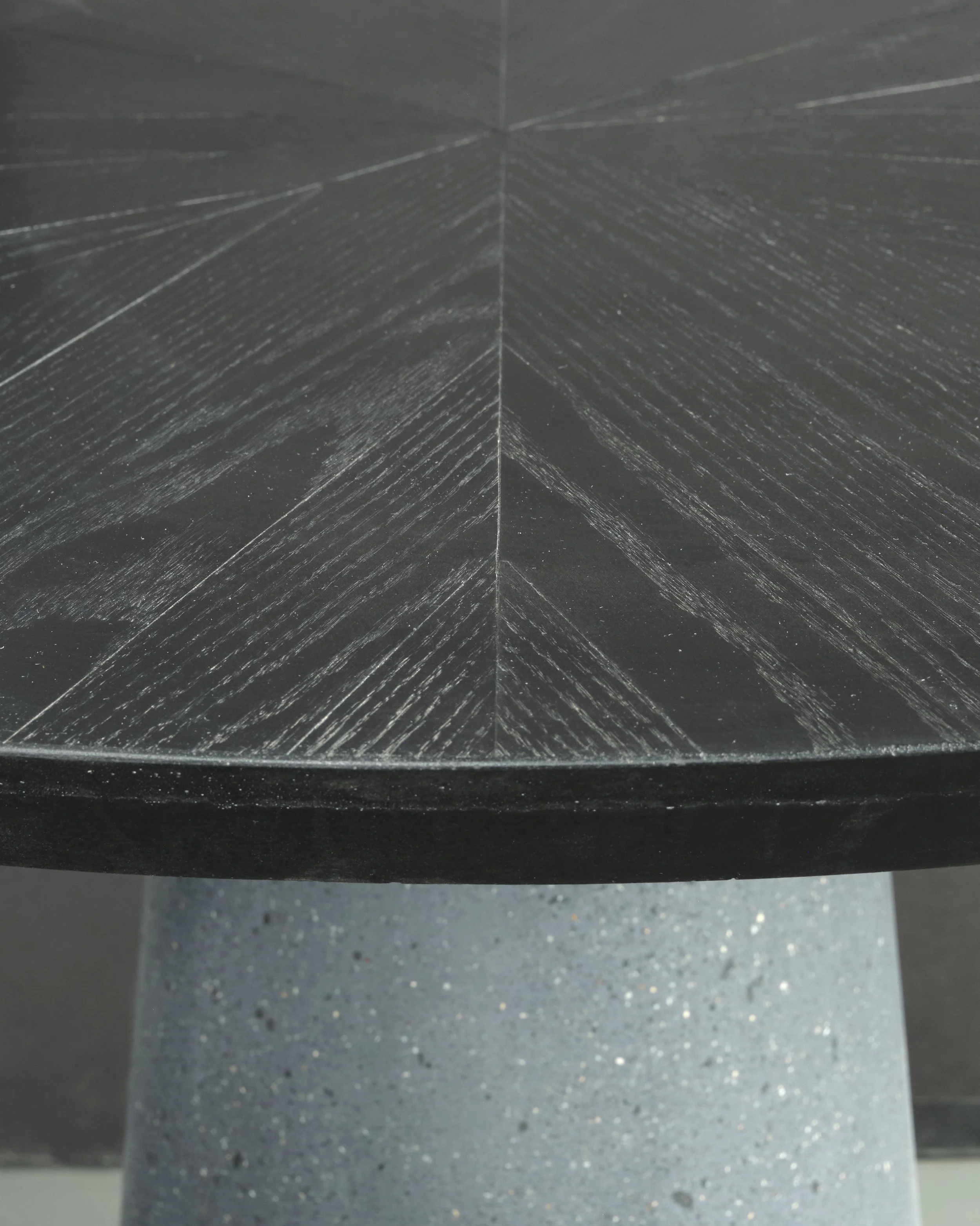 Detail of Black Mamba's wood grain
