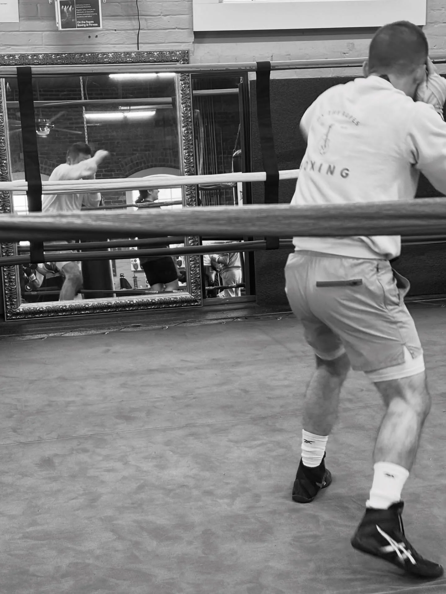 For most, next year won&rsquo;t be any different to this one, or any before that. Same excuses. Same weak habits and substandard work ethic. Don&rsquo;t worry about them. What about you?
.
.
.
#ontheropesri #workout #workoutmotivation #boxing #boxing