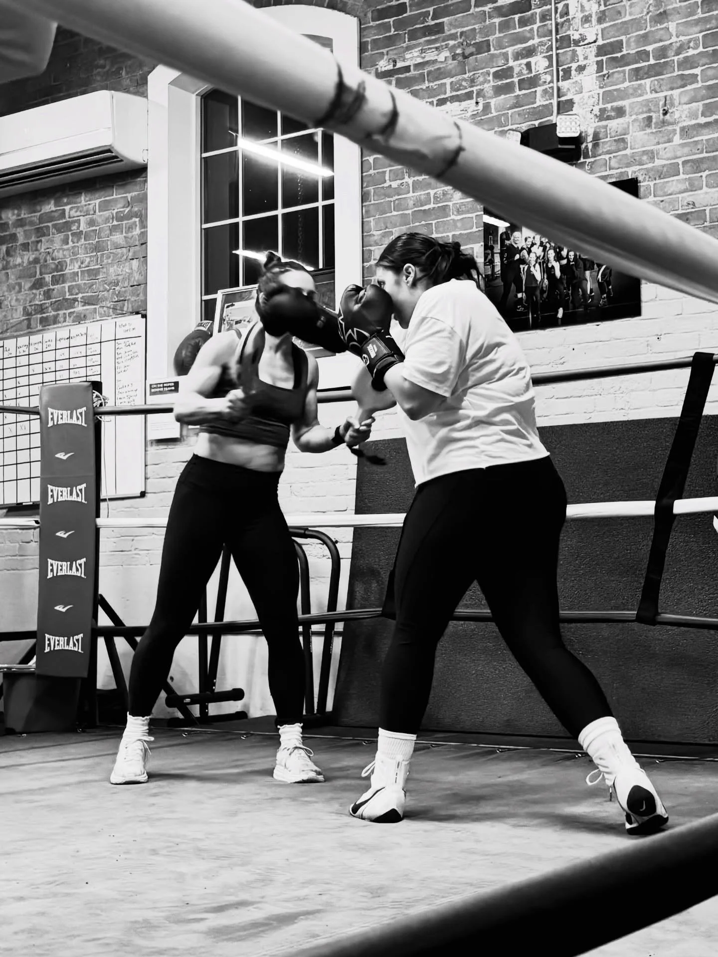 Feelings don&rsquo;t get results. Actions do.
What are you waiting for? 

www.ontheropesri.com

#ontheropesri #boxing #boxingworkout #workout #fitness