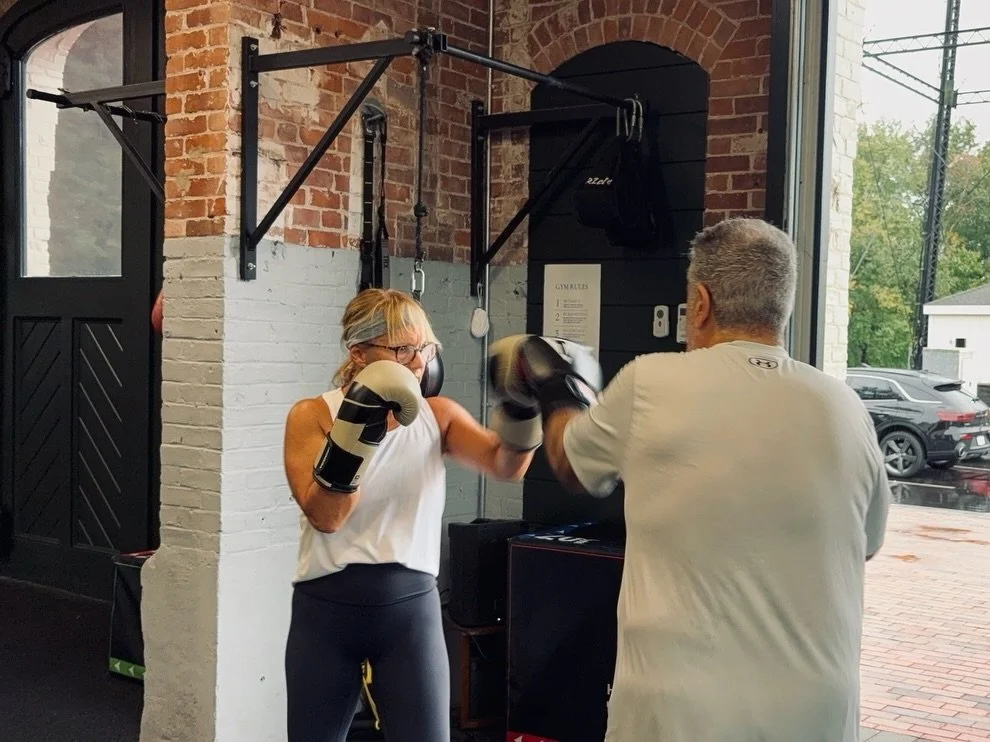 Move with purpose. Train with confidence.
Our Parkinson&rsquo;s Boxing Program is designed to help improve strength, balance, coordination, mobility, and overall confidence in a safe, supportive environment. Training includes PWR! Moves, non-contact 