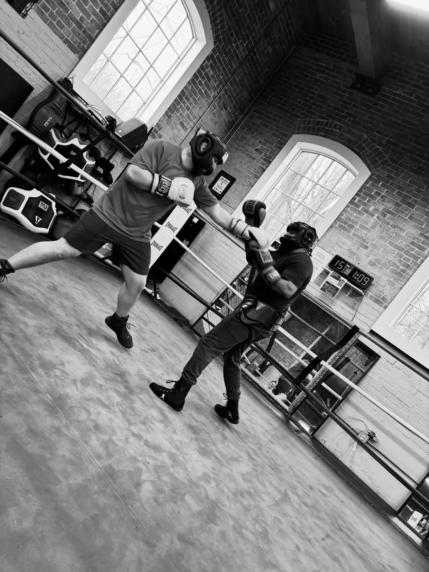 Elite coaches. Welcoming community. Top-notch facility.
We offer boxing + strength classes, nutrition counseling, and 1:1 personal training. Come train at OTR &mdash; we&rsquo;ll help you become stronger, one round at a time.

www.ontheropesri.com

#