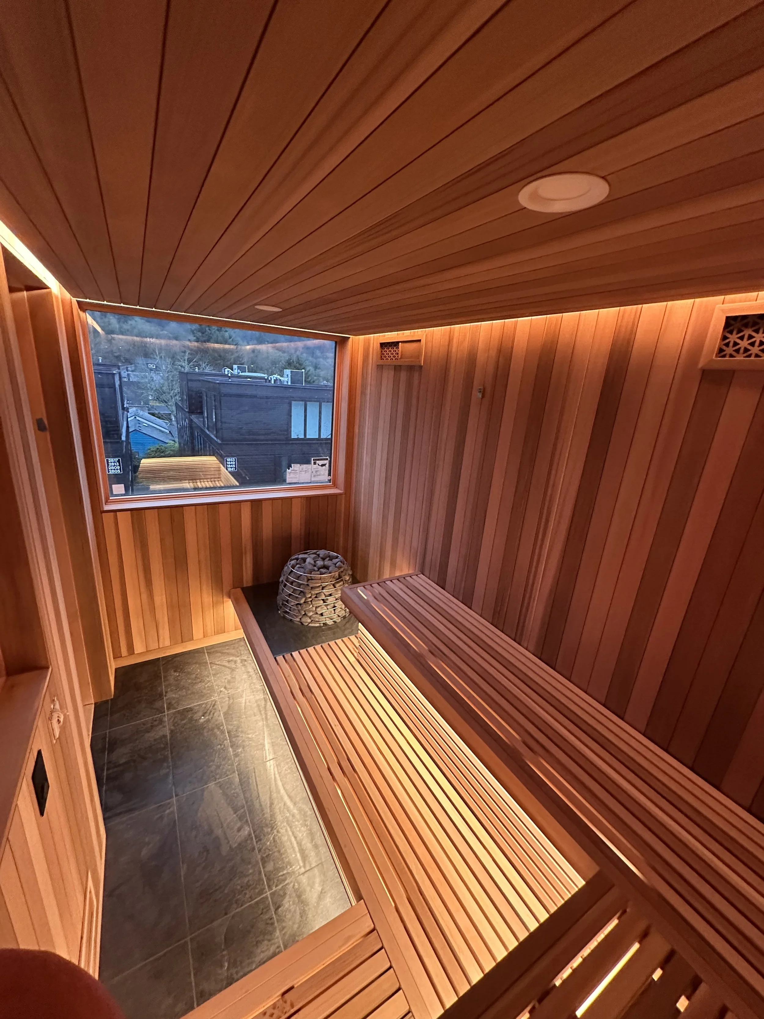 2025-12-08 15.34.07.jpg