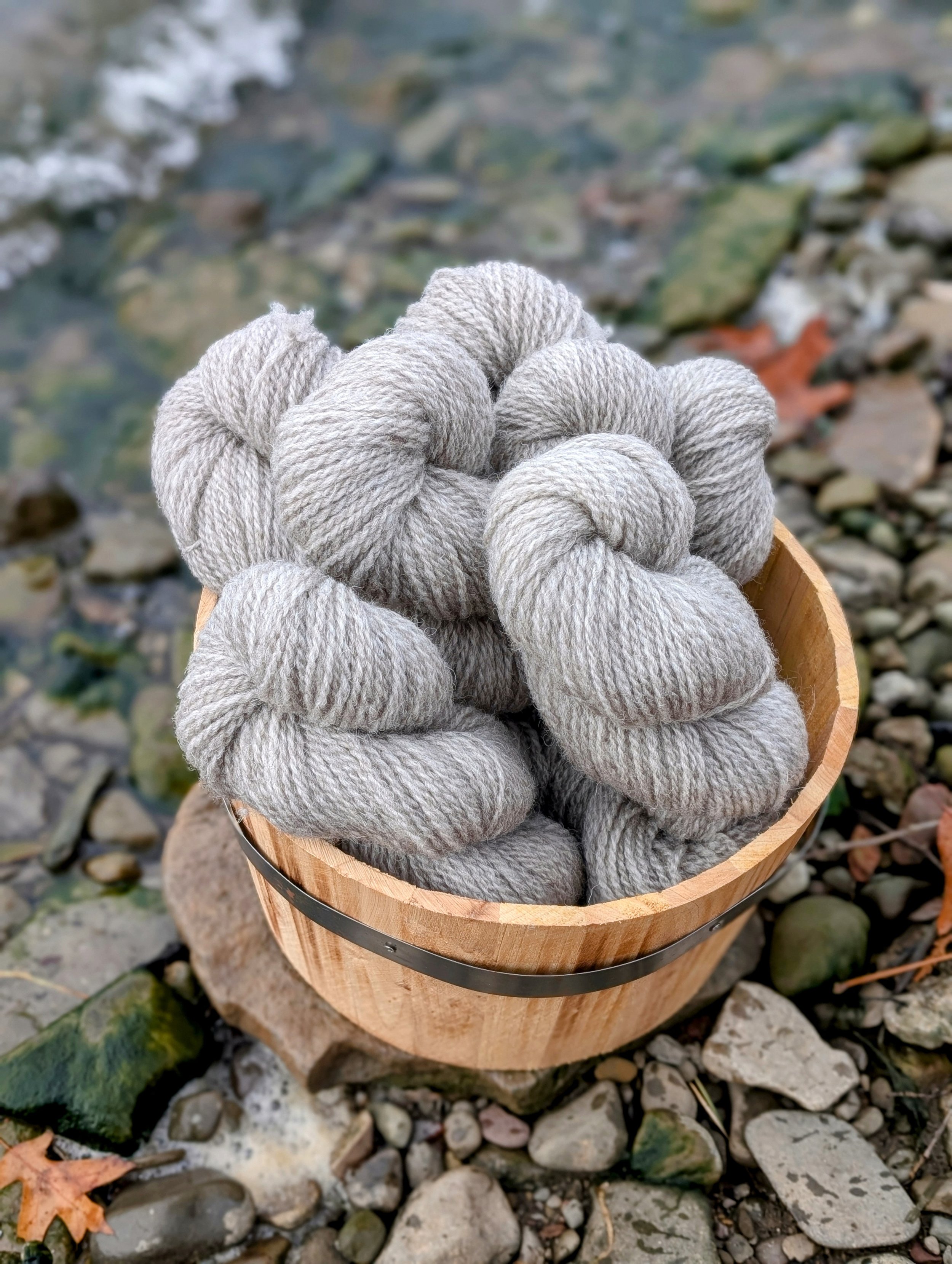 ltgrayworsted.jpg