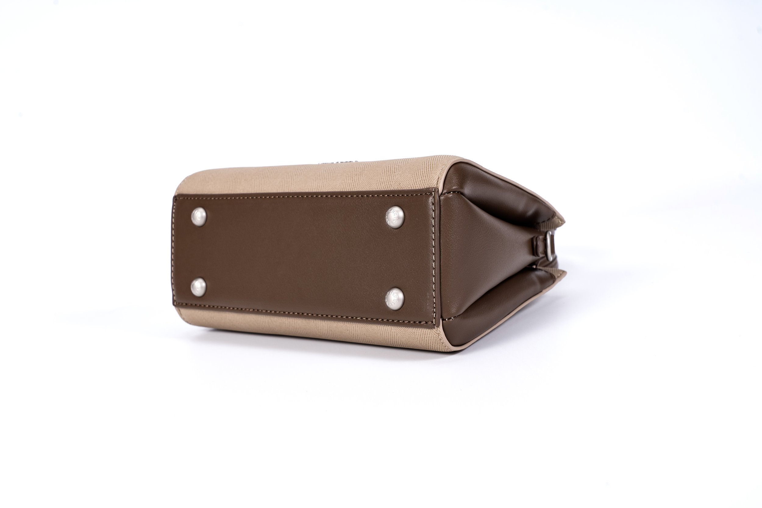 Professional Multi-Compartment Brown Bottom View.jpeg