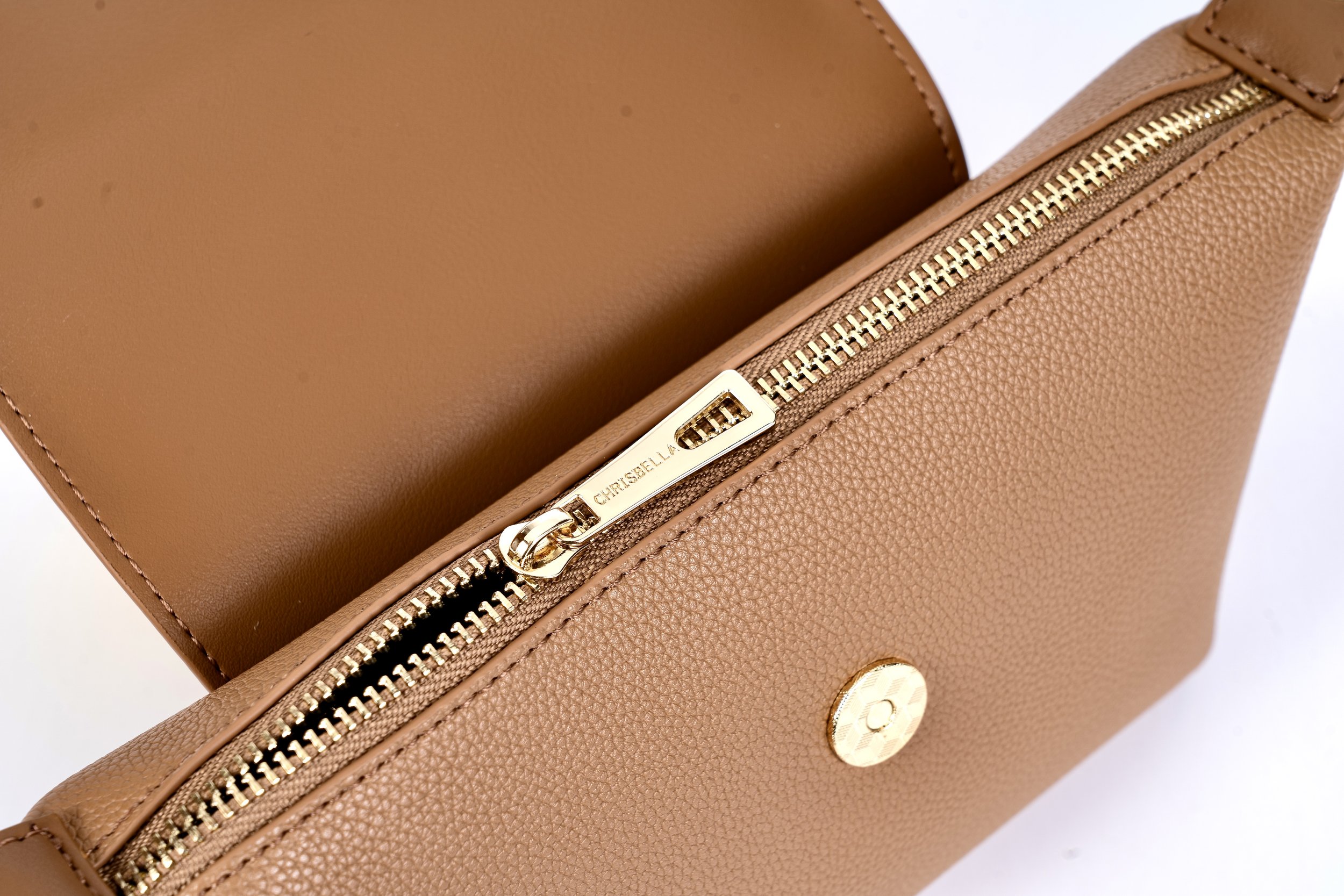 Sleek Accent Curved Flap Khaki Zipper Closure.jpeg