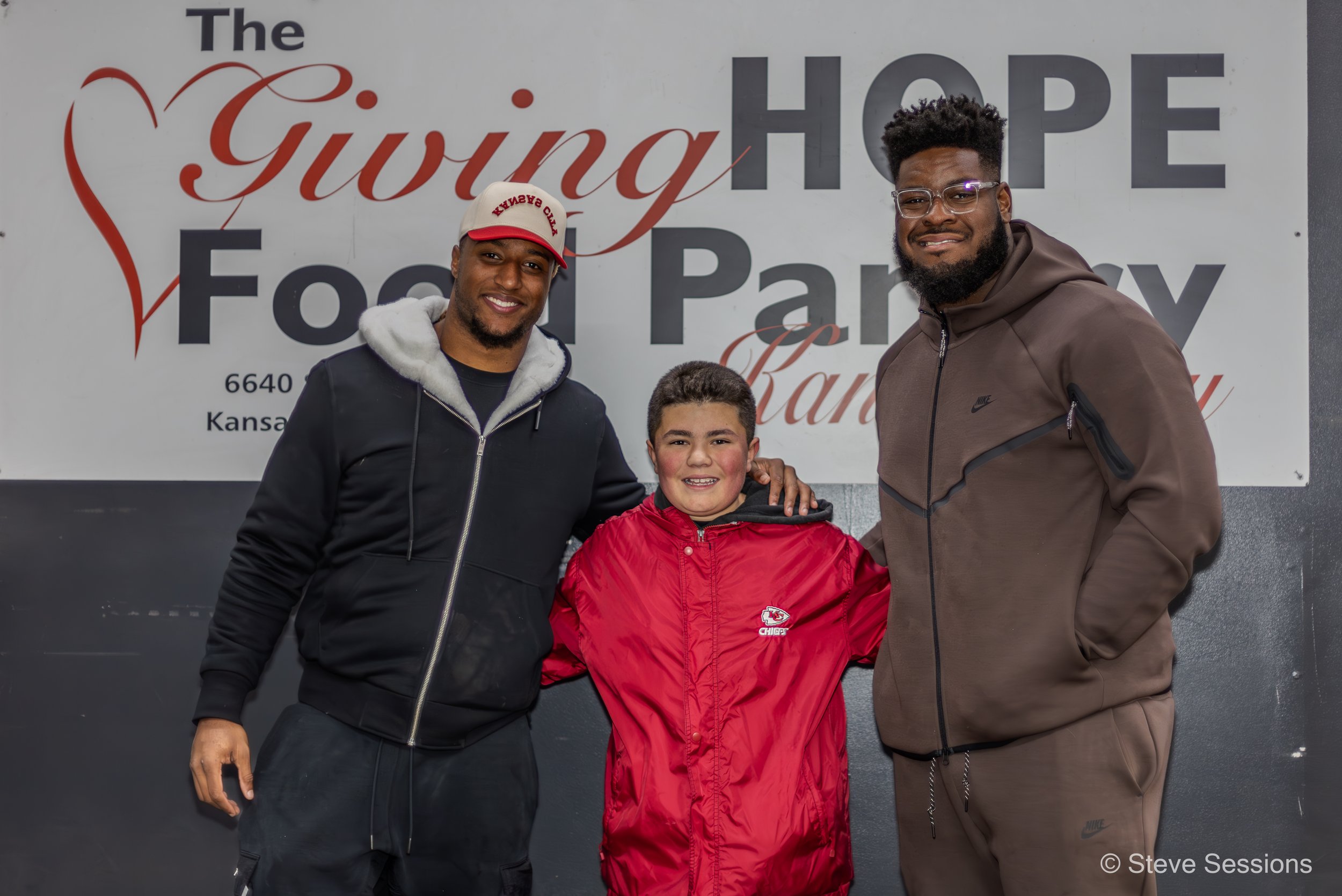 24TurkeyGiveaway3622-Enhanced-NR.jpg
