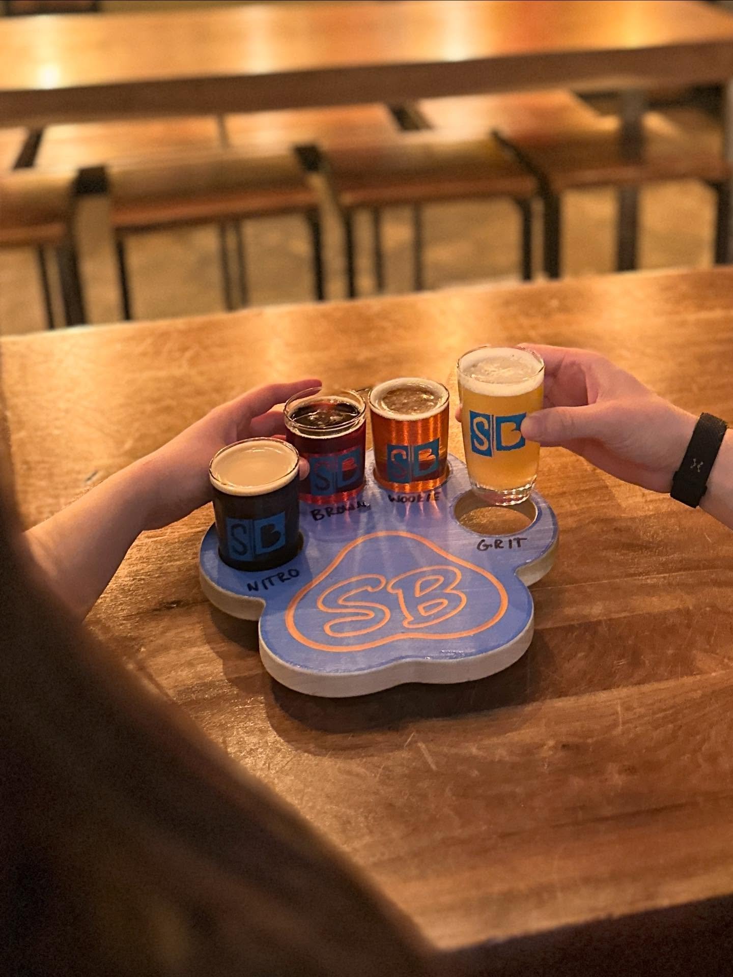 Happy Thursday! 

@sassmagazine social hour today at 6 PM! Grab a pint or flight and socialize with local businesses :) 

Board Game Night signups start at 5:45 PM! 

Happy hour 4-6 PM! $2 off all drafts and full pours 🍻
@bon_appetit_bowls serving o