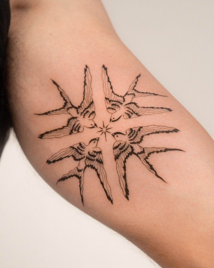 For inquiries, reach out through DM or email 📩
&bull;
&bull;
#tattooideas #tattooart #tattoolife #tattooed #inkedup #seattletattoo #finelinetattoo #tattooartist