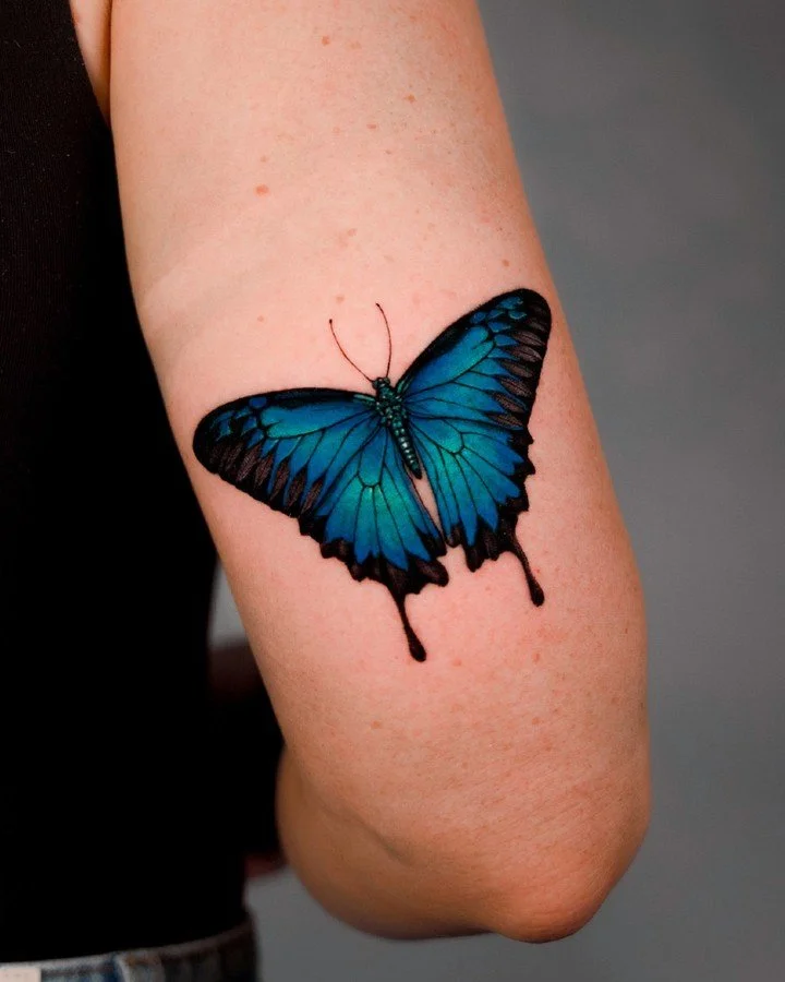 Done at @finetattoostudios || For inquiries please contact us directly through DM or email 📩
&bull;
By Ferraro \\ Bookings Open
&bull;
&bull;
#tattooideas #tattooart #tattooing #tattooartist #tattoos #tattoostyle #tattooed #ink #inkjunkeyz #inkaddic