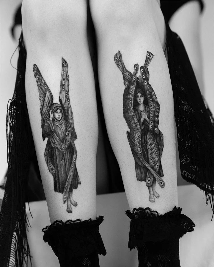 Custom work By Repta at @finetattoostudios. DM or email us for inquiries 📩
&bull;
&bull;
#tattooideas #tattooed #inkaddict #seattletattooartist #tattoolife #seattletattoo #fineline #inklife @repta.ink