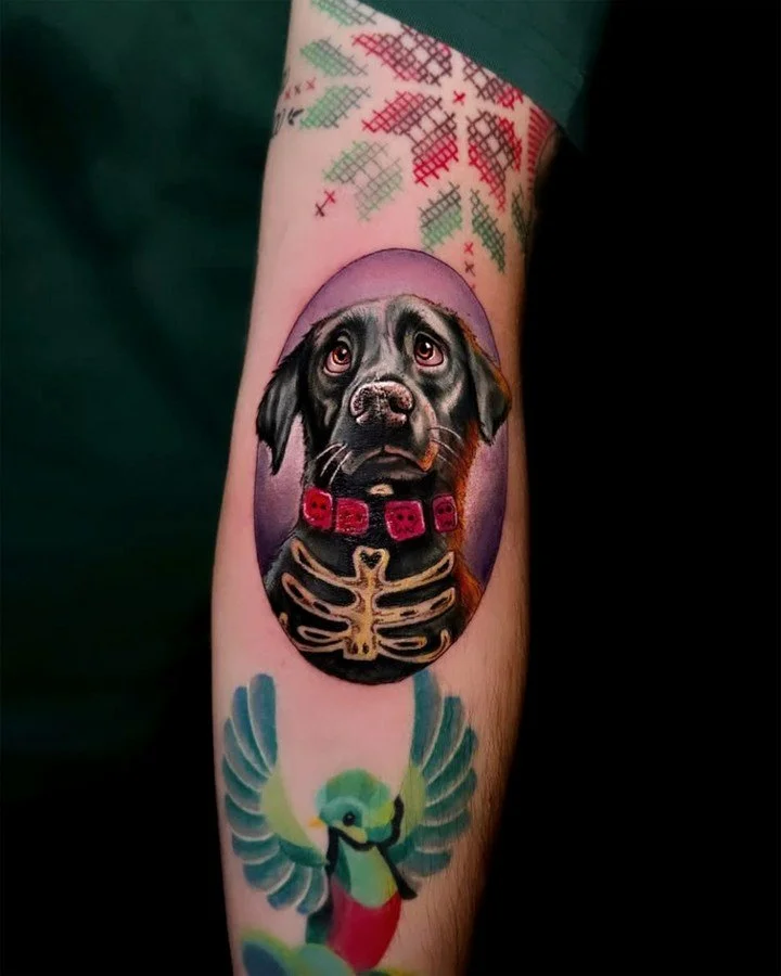 Artist Inspiration [ @hakunita ] Specializing in vibrant realism and playful surreal elements, Hakunita&rsquo;s work blends technical precision with a sense of fun and fantasy. Her tattoos feel like snapshots from animated dreams, bold palettes, expr