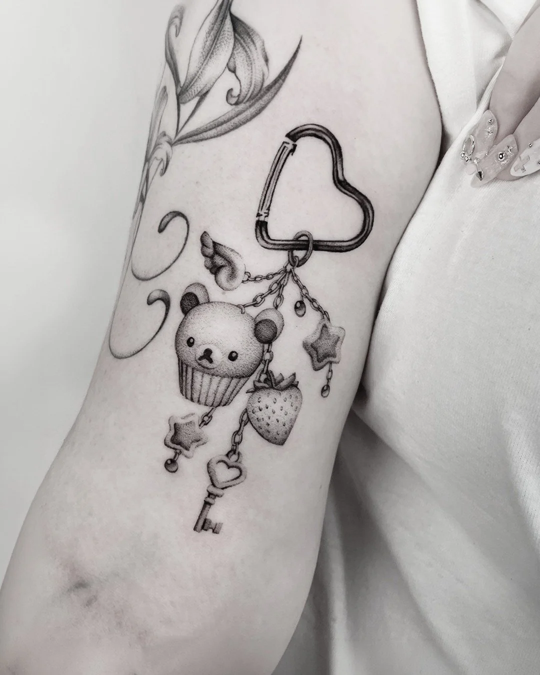 The keychain you always have with you
&mdash;
Book through the link in bio.

Artist: [ @needleshark ]

Fine Studio | South Lake Union, Seattle. Black and grey microrealism &mdash; detail work designed from scratch. #microrealismtattoo #cutetattoo #bl