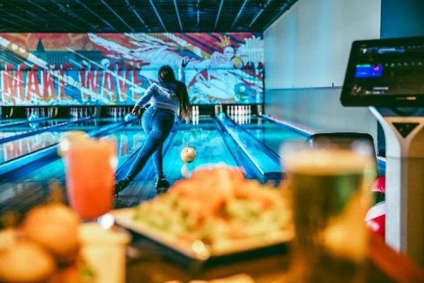 Now&rsquo;s the time to book your holiday party at @tavernbowlcostamesa , where fun meets flavor! This boutique bowling alley and restaurant features 10 state-of-the-art lanes with an advanced scoring system that lets you share your strikes (and spar