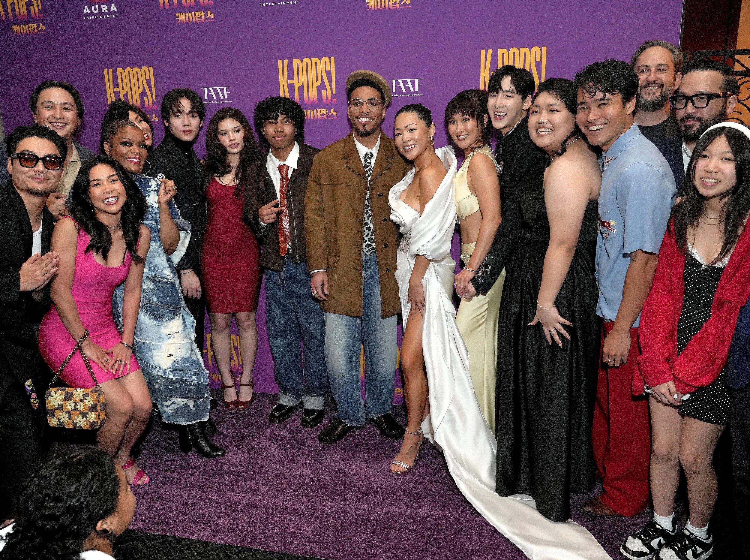 k-pops premiere group shot.JPG