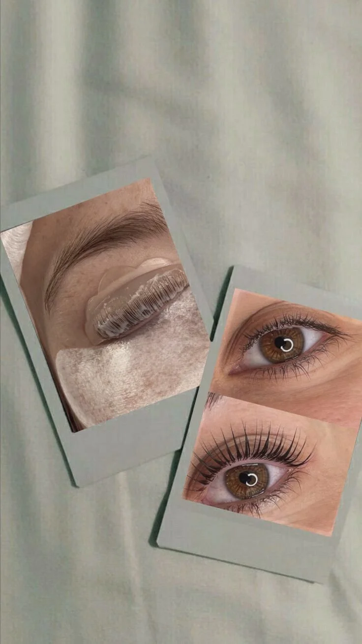 Photos affichant un œil avec longueur de cils naturelle et un autre œil avec cils longs et recourbés, tous deux en gros plan.