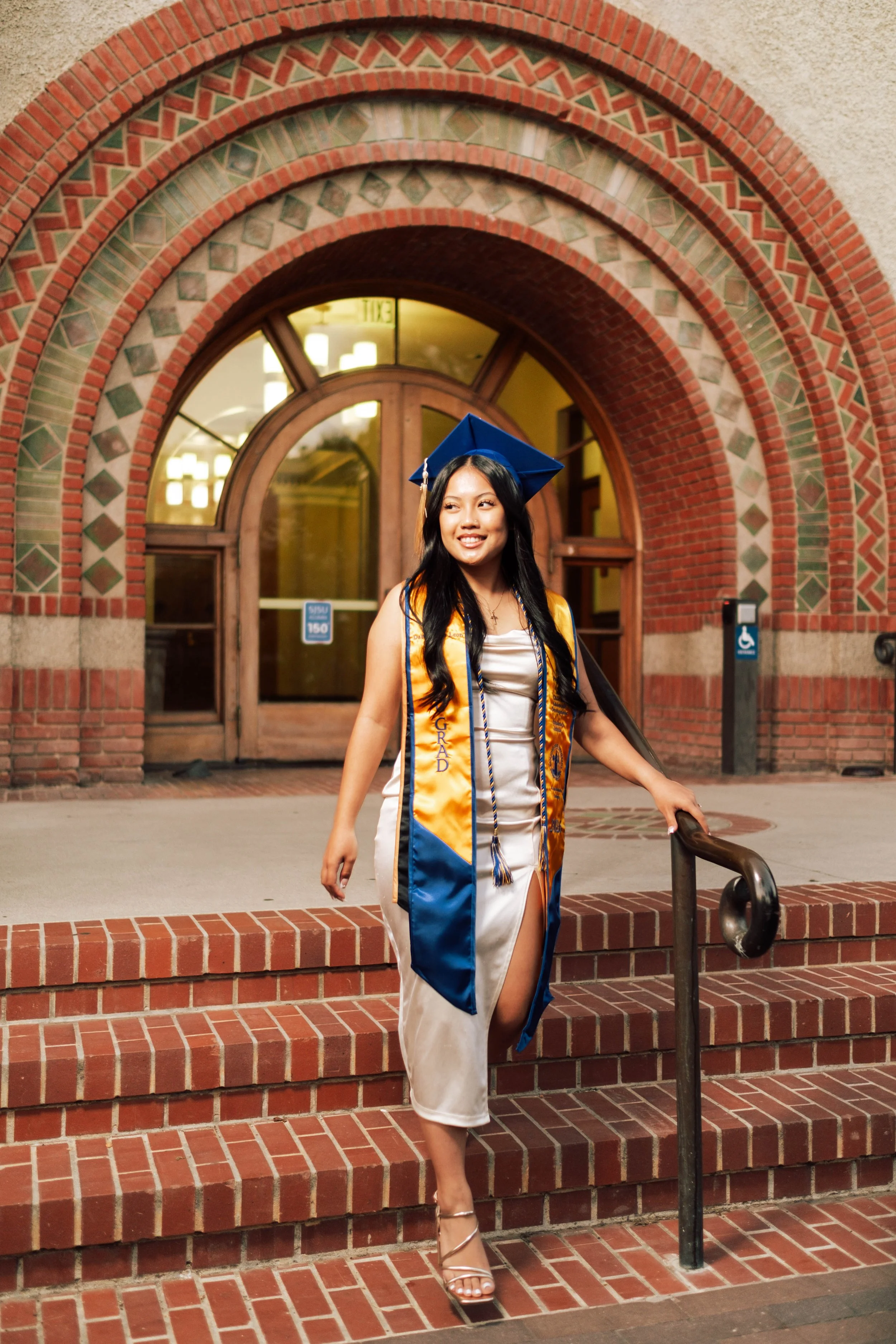 Jeselle Graduation-4.jpg