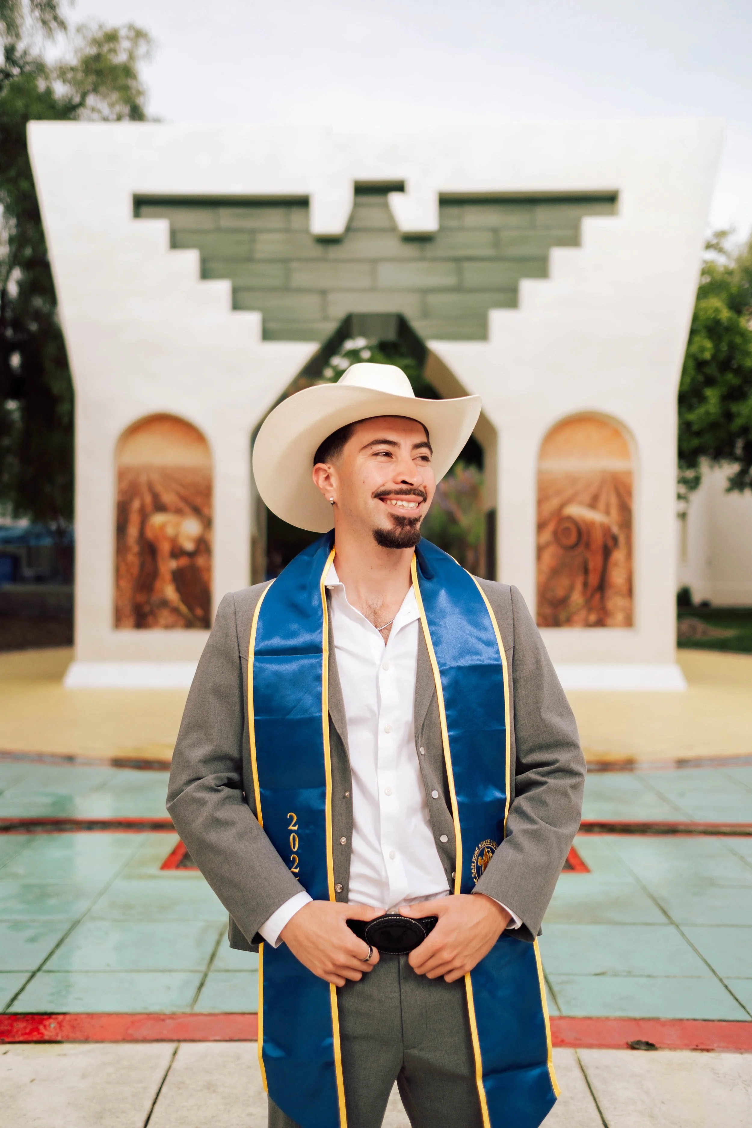 Elliot Grad-36.jpg