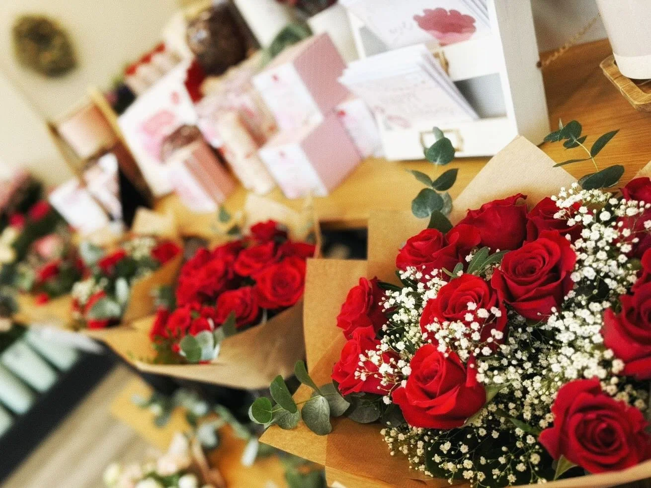 It has been crazy busy this Valentines, huge thanks to everyone for their support and generosity, it really means a lot. We're all set to celebrate the big day, with pre-made flowers ready for grab-and-go! 🌹 

#valentinesflowers #shepperton #florist