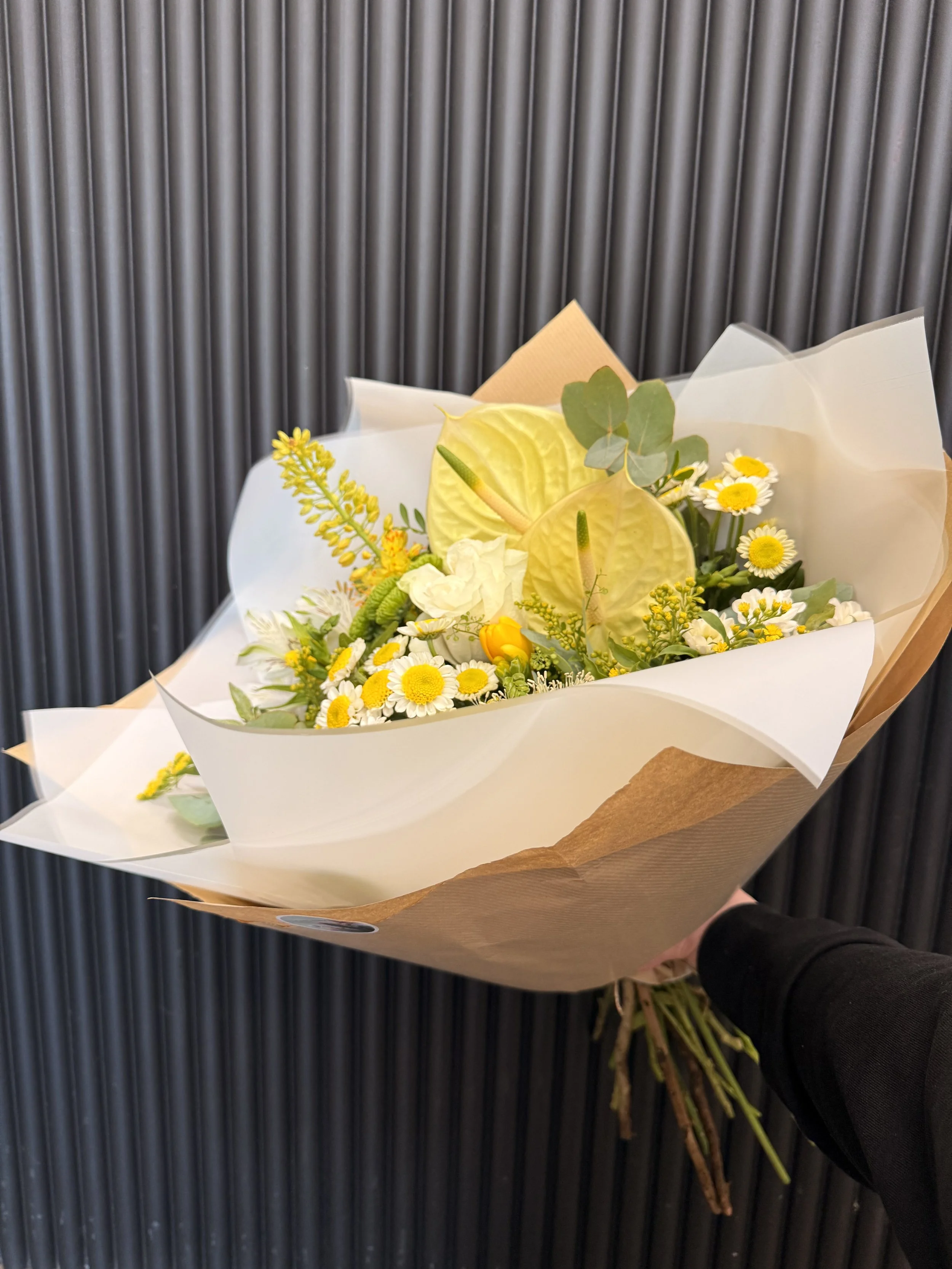 Lemon Sorbet Hand Tied