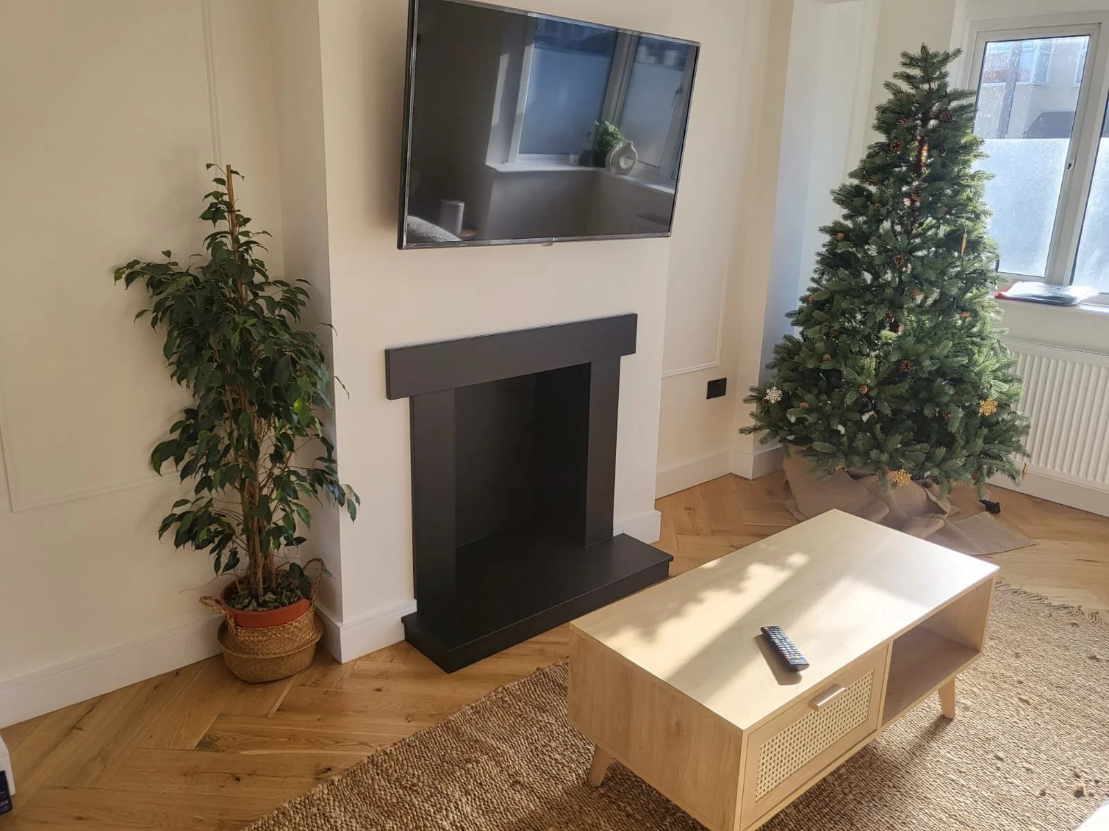 π₯ Warm Up Your Home This Winter in styleπ₯
As the nights get colder, there’s nothing better than relaxing by a cosy fire, and nothing completes that perfect winter atmosphere like a stunning Granite hearth or surround.
Whether you want a sle