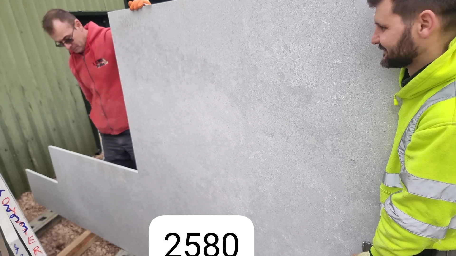 LT294 - L Shape
Concrete Terreno matt Quartz 20mm
