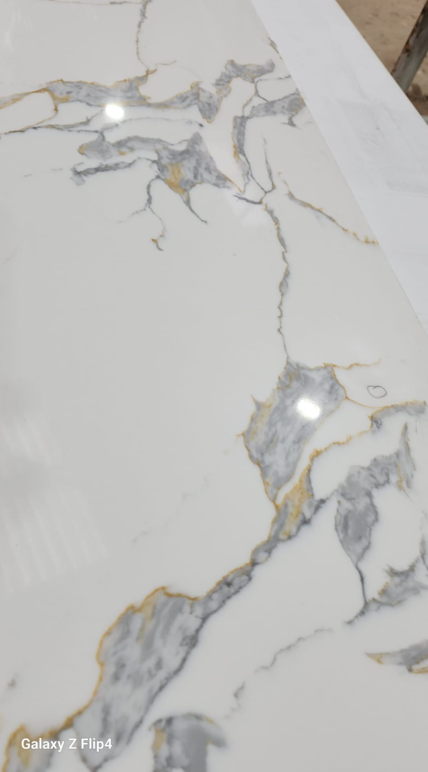 LT316 - 1580 x 310mm 
Arabescato Quartz 20mm polished 