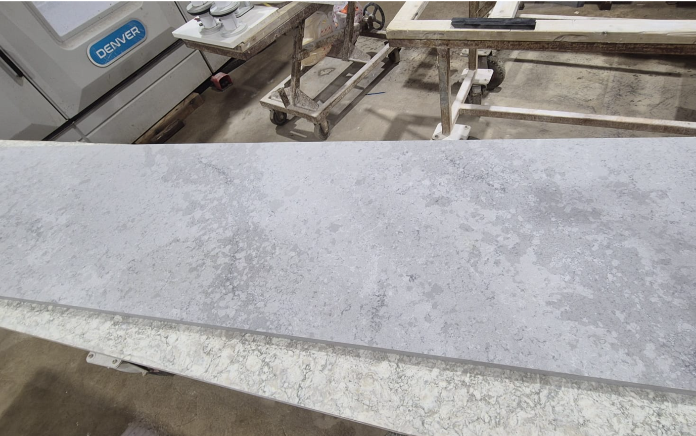 LT328 - 3200 X 670mm
Concrete Terreno 30mm matt Quartz