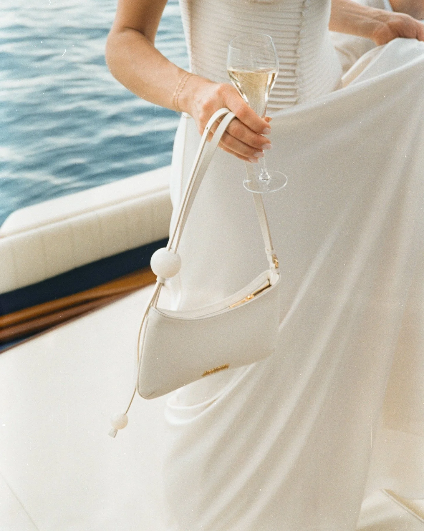 Lakeside chic 🚤
.
.
.
.
.
.
.
.
.
#francewedding #annecywedding #annecyphotographer #weddingphotographer #filmphotography #destinationweddingphotographer