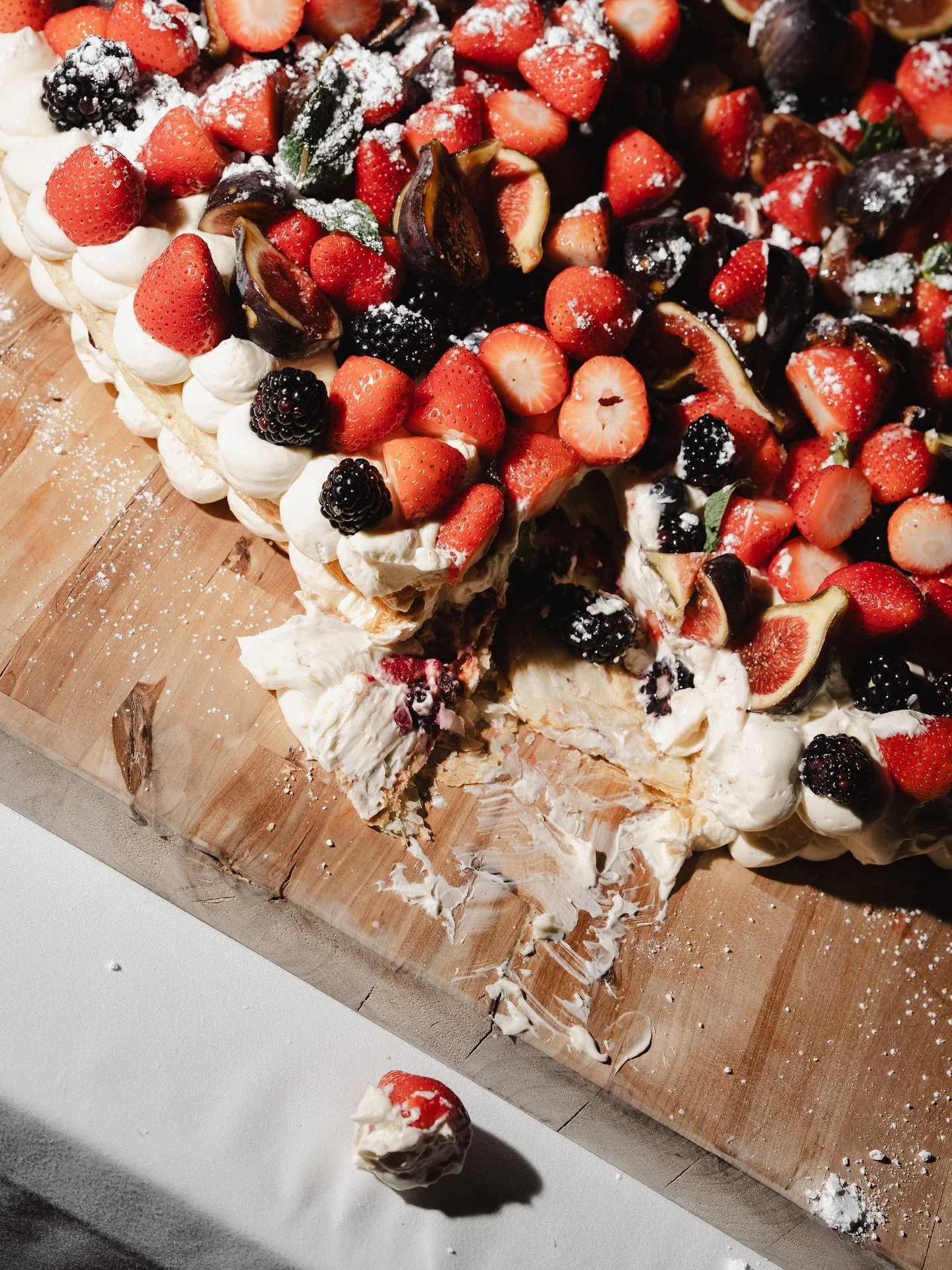 Layers gone rogue 🍓 
.
.
.
.
.
.
.
.
.
#weddingphotographer #mallorcawedding #destinationweddingphotographer #mallorcaweddingphotographer